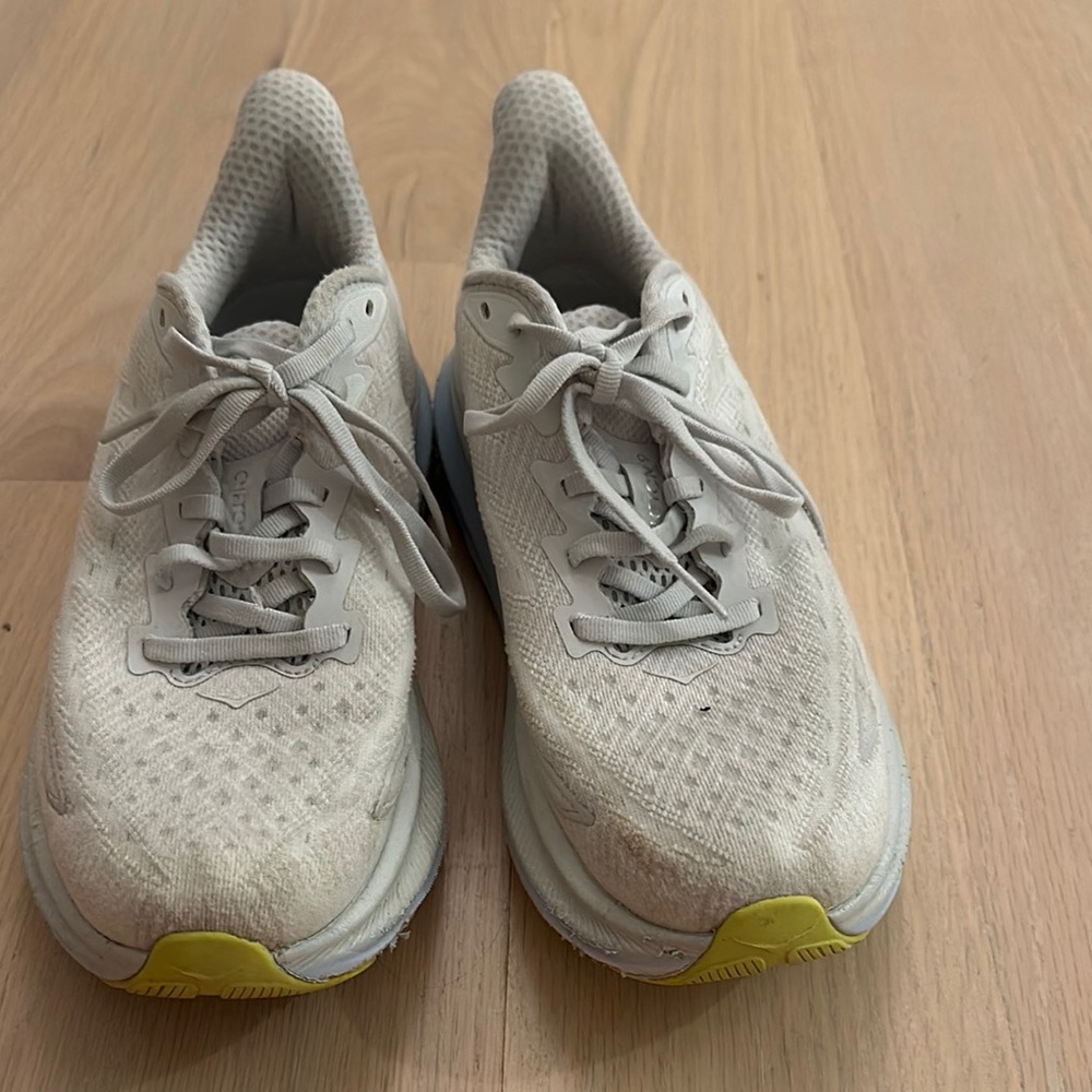 White hoka sneakers size 8